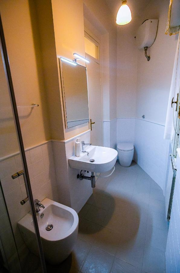 Acacia Firenze - Avocado Apartment Bagian luar foto